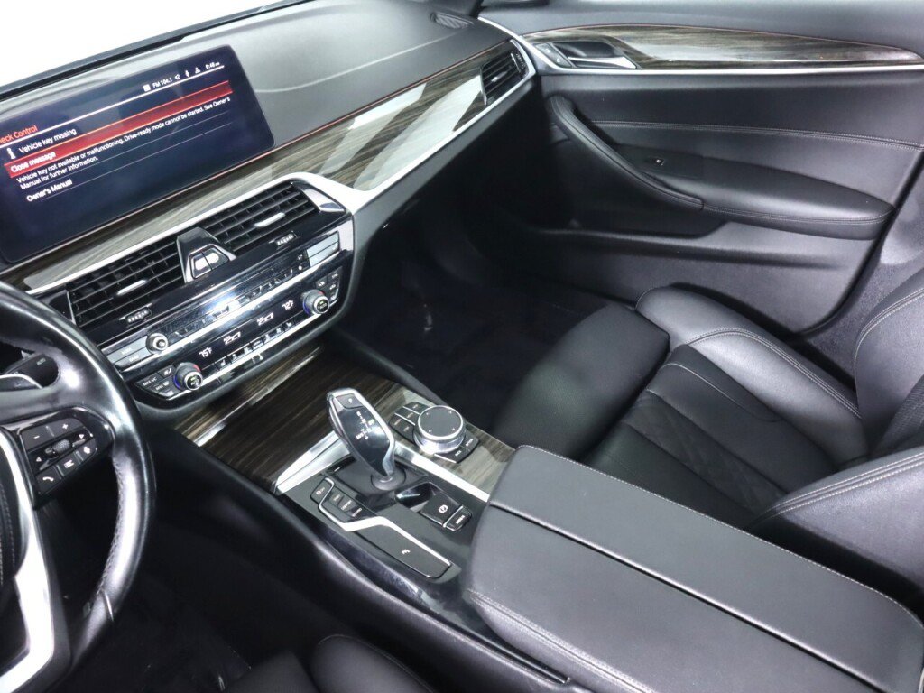 Used 2021 BMW 530i xDrive w/ Convenience Package AWD/4WD image 37