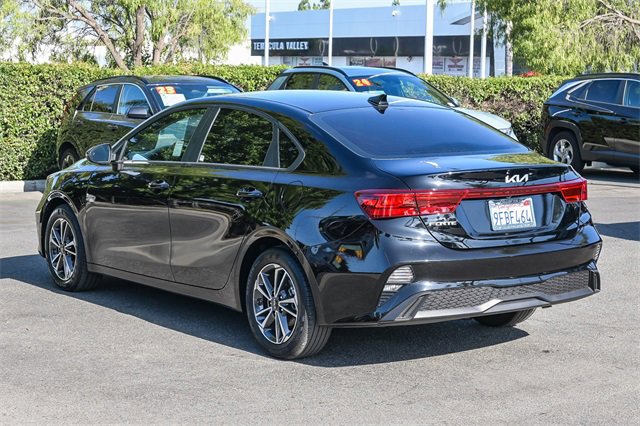 Used 2023 Kia Forte LXS w/ LXS Technology Package image 7