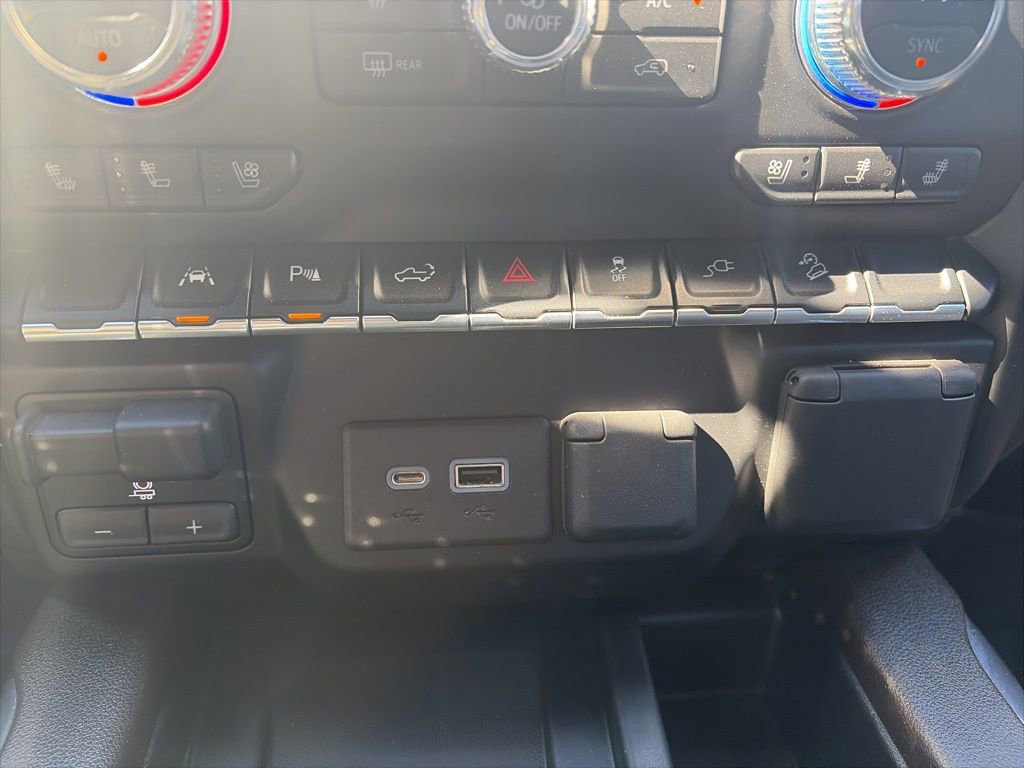 Used 2022 GMC Sierra 1500 SLT w/ SLT Premium Plus Package image 19