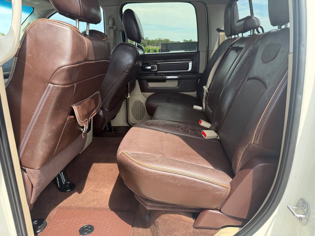 Used 2016 RAM 2500 Longhorn w/ Convenience Group AWD/4WD image 29