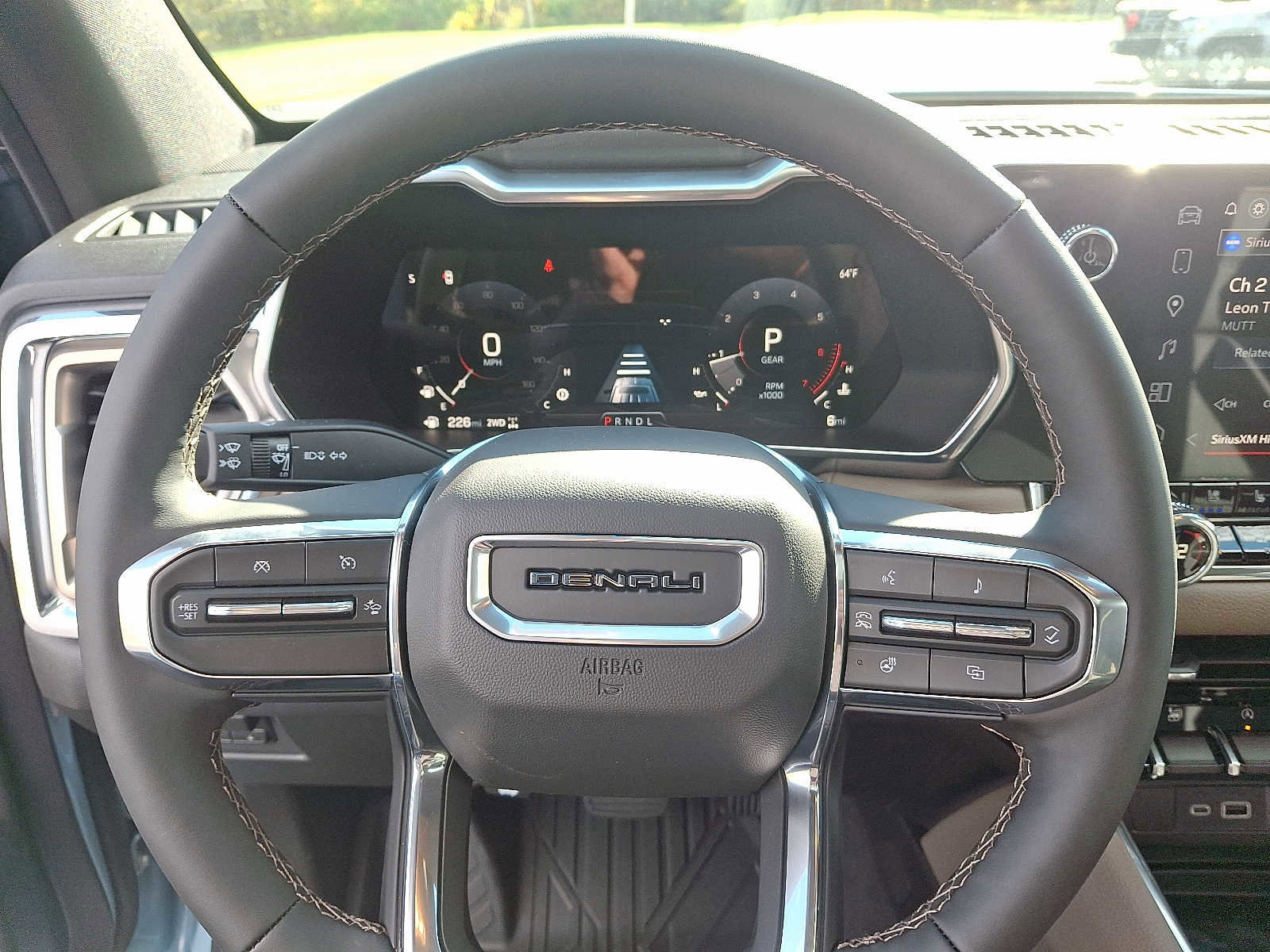New 2026 GMC Canyon Denali image 18