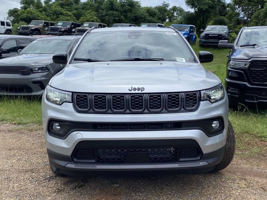 New 2026 Jeep Compass Latitude AWD/4WD image 32