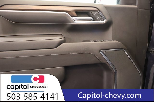 Used 2022 GMC Sierra 1500 SLT AWD/4WD image 11