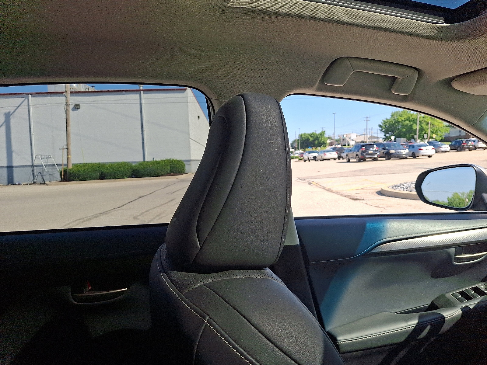 Used 2016 Lexus NX 200t w/ Premium Package image 13