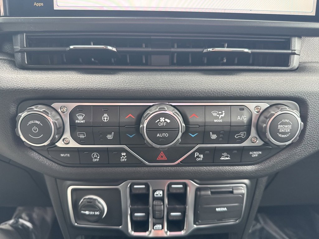 New 2025 Jeep Wrangler Sport S image 30
