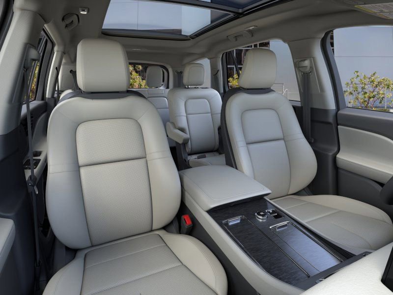 New 2026 Lincoln Aviator AWD image 10