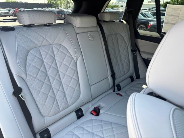 New 2026 BMW X5 xDrive40i w/ M Sport Package AWD/4WD image 30