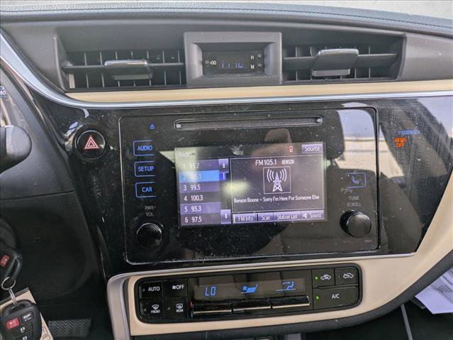 Used 2019 Toyota Corolla LE image 13