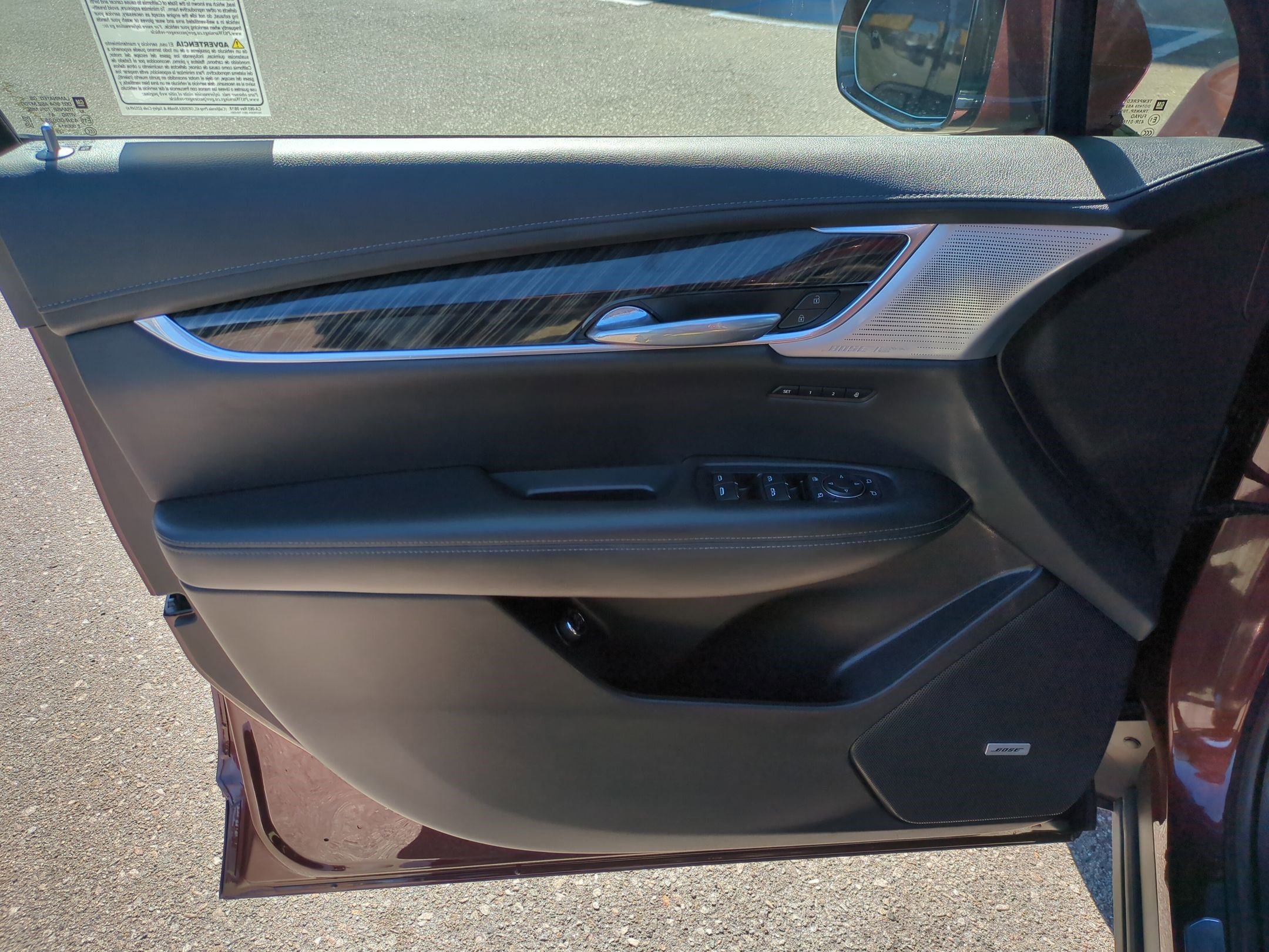 Used 2023 Cadillac XT6 Premium Luxury image 10