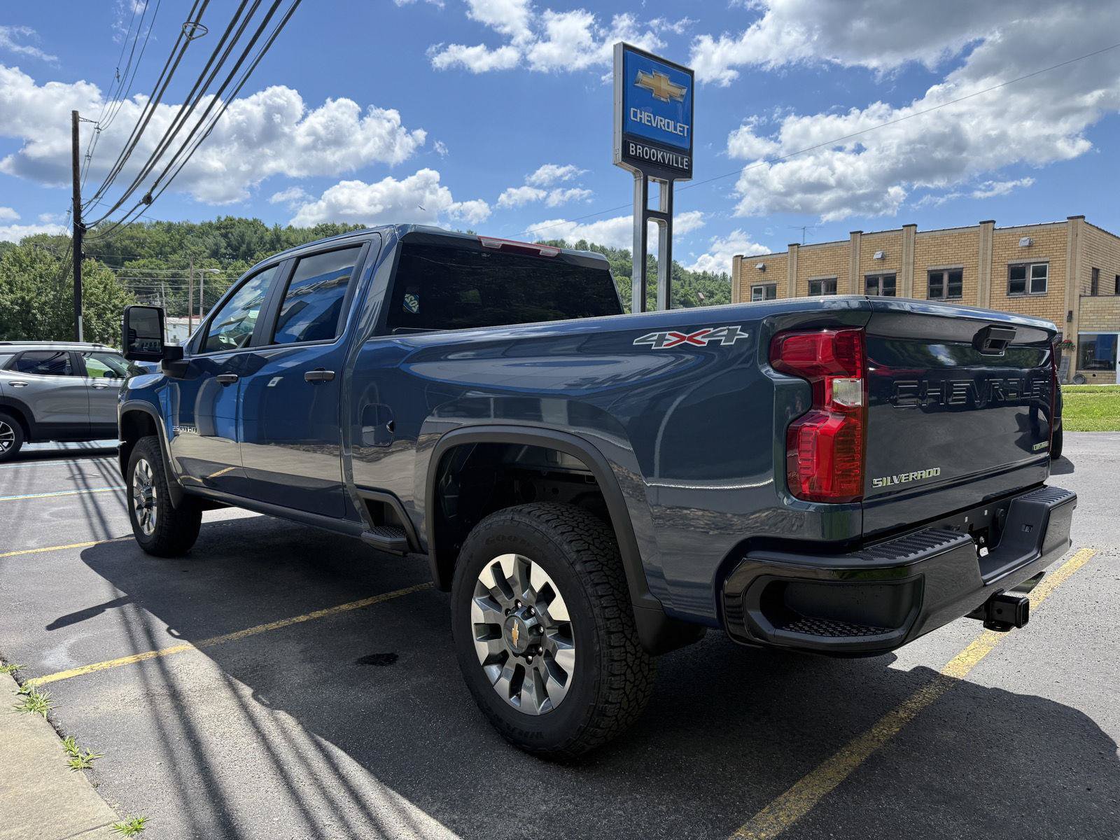 New 2026 Chevrolet Silverado 2500 Custom AWD/4WD image 4
