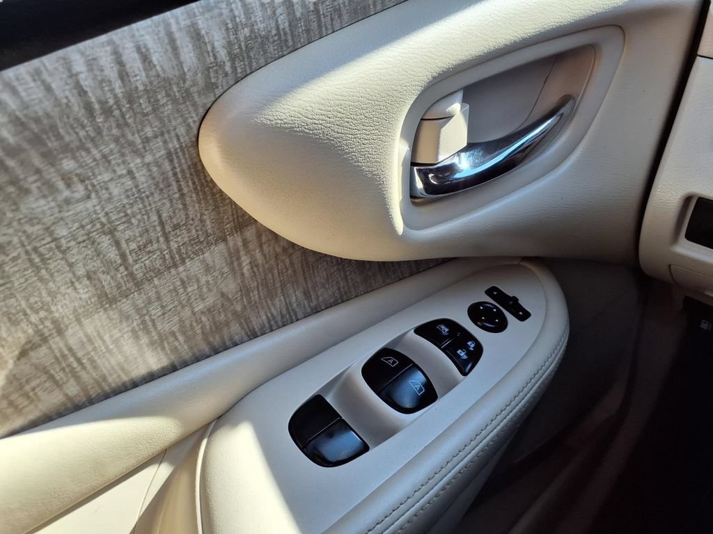 Used 2019 Nissan Murano SV w/ Cargo Package AWD/4WD image 19