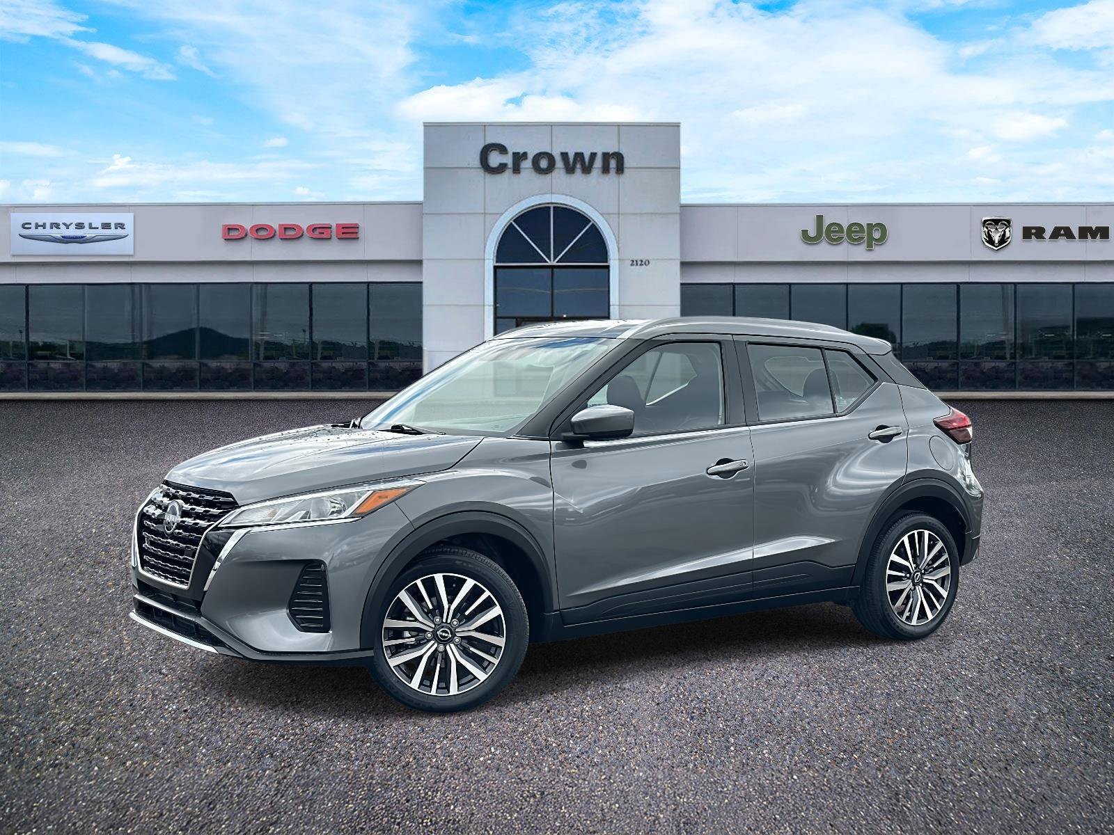 Used 2022 Nissan Kicks SV