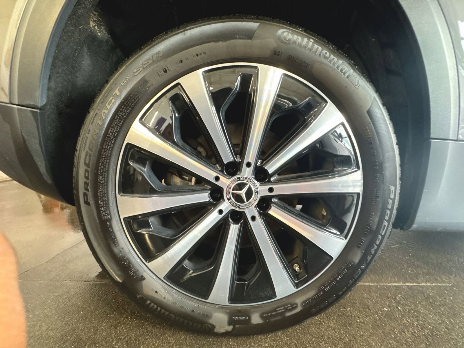 Used 2023 Mercedes-Benz GLB 250 4MATIC image 31
