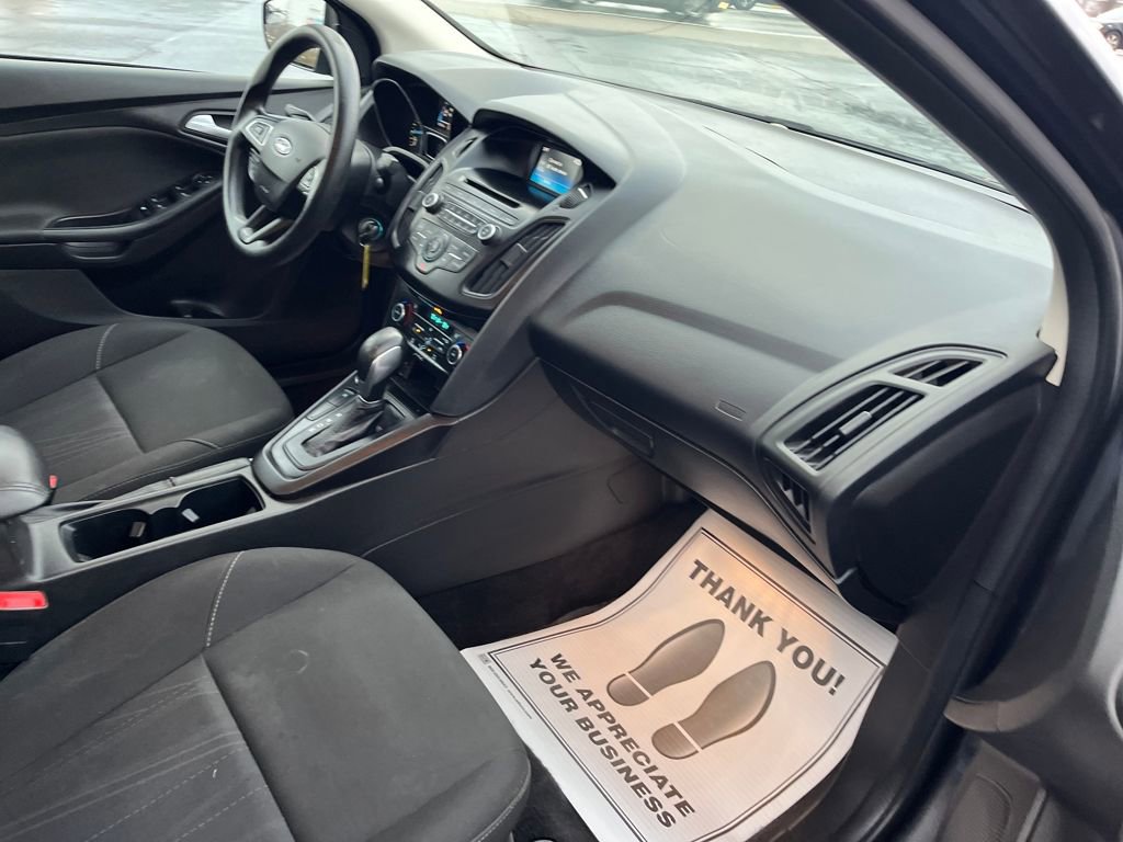 Used 2017 Ford Focus SE image 27