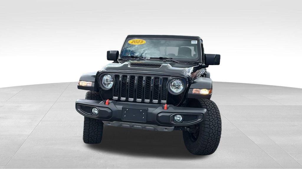 Used 2023 Jeep Gladiator Mojave w/ Cold Weather Group AWD/4WD video 2