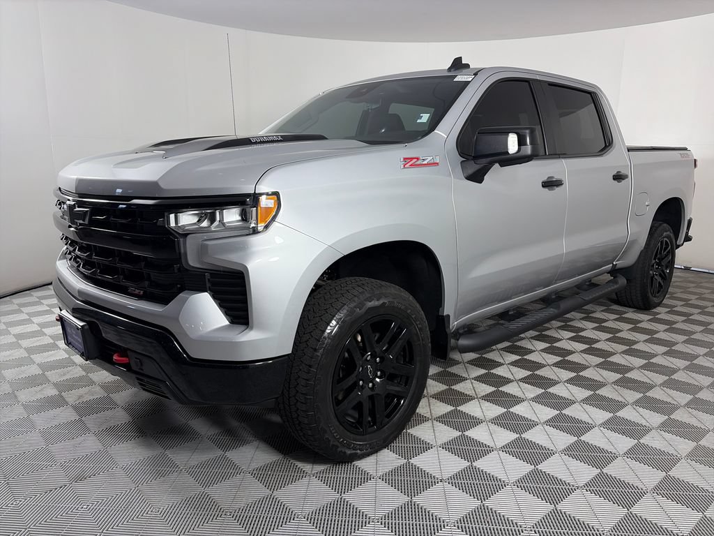 Used 2022 Chevrolet Silverado 1500 LT Trail Boss w/ LT Trail Boss Premium Package AWD/4WD image 3