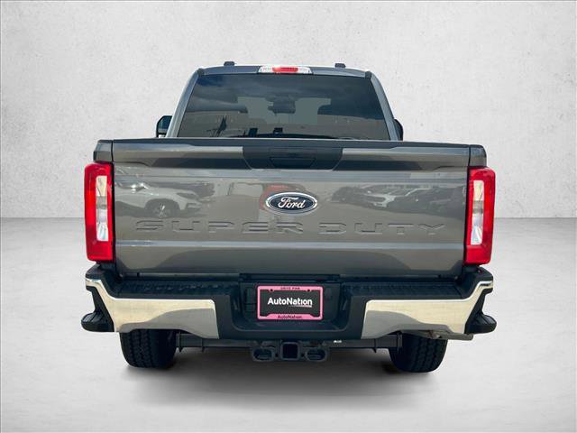 New 2026 Ford F250 XLT w/ FX4 Off-Road Package image 8