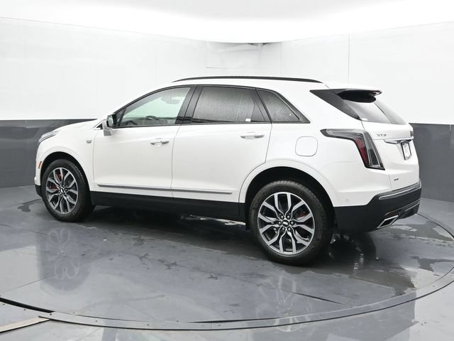 New 2026 Cadillac XT5 Sportv w/ LPO, Floor Liner Package AWD/4WD image 7