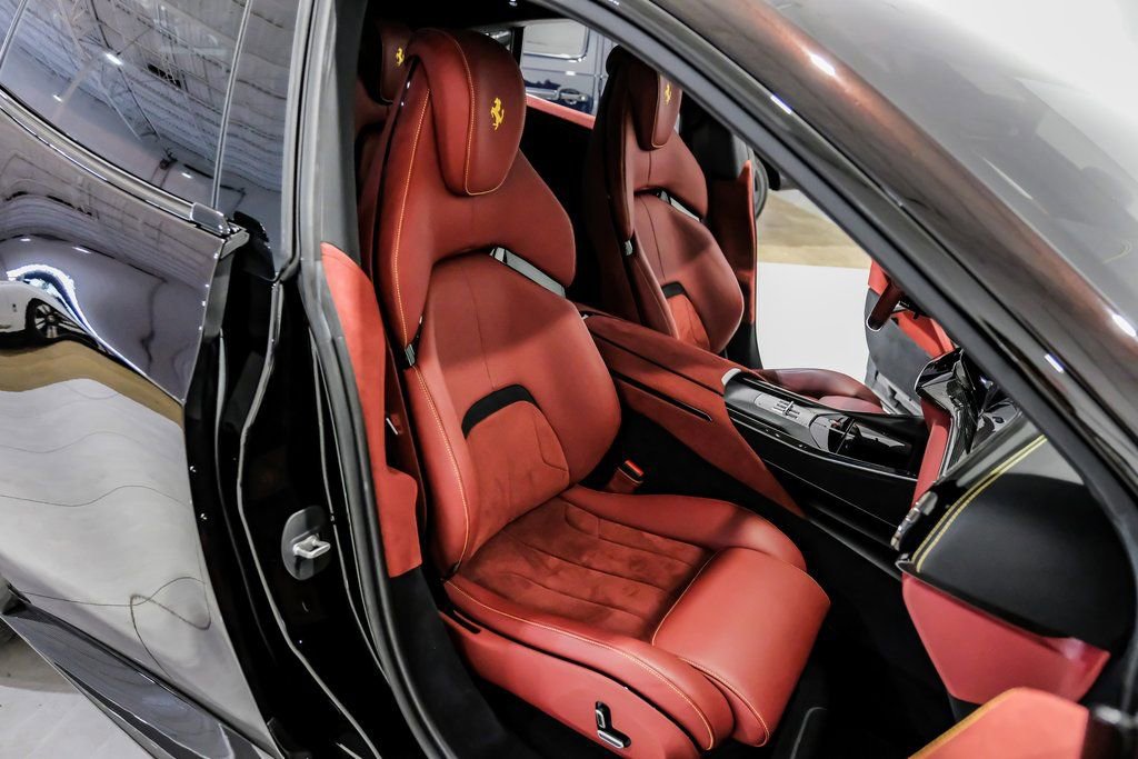 Used 2024 Ferrari Purosangue image 33