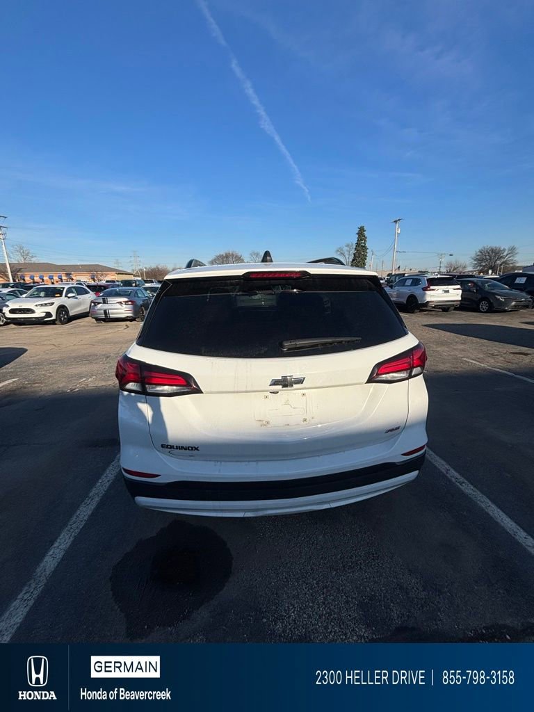 Used 2024 Chevrolet Equinox RS w/ RS Leather Package image 3