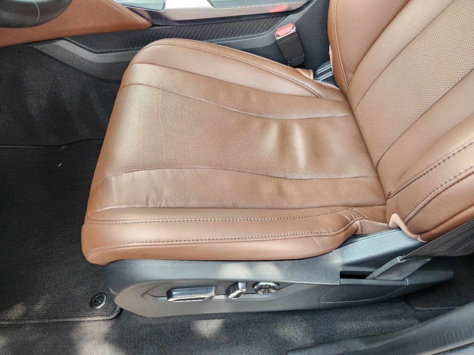 Used 2022 Acura MDX SH-AWD w/ Technology Package image 24