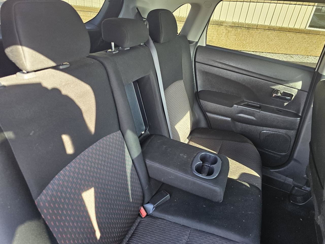 Used 2019 Mitsubishi Outlander Sport ES AWD/4WD image 19