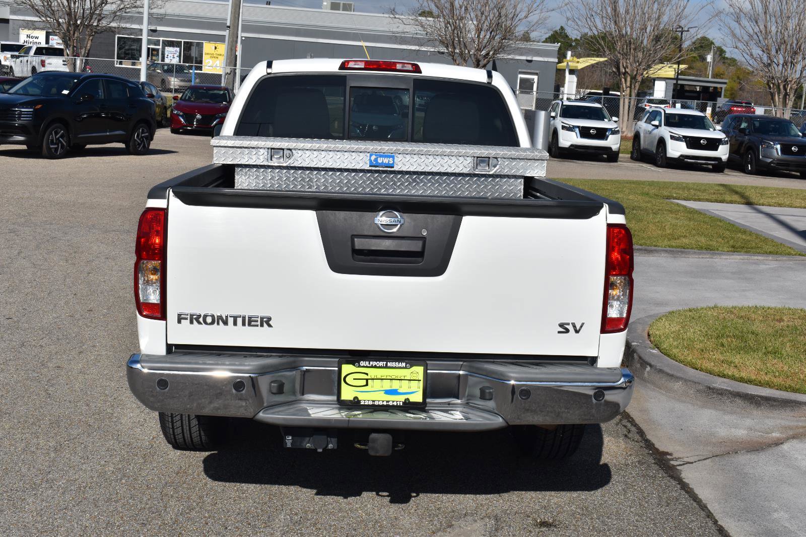 Used 2015 Nissan Frontier SV w/ SV Value Truck Package image 5