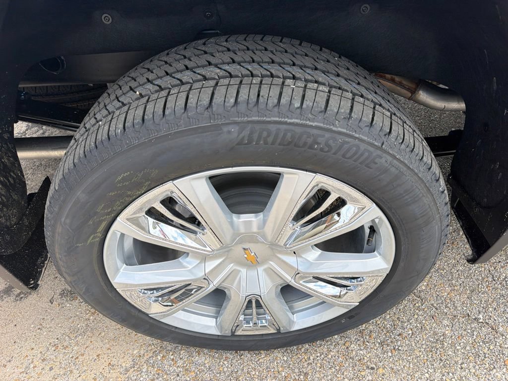 New 2026 Chevrolet Silverado 1500 High Country AWD/4WD image 10