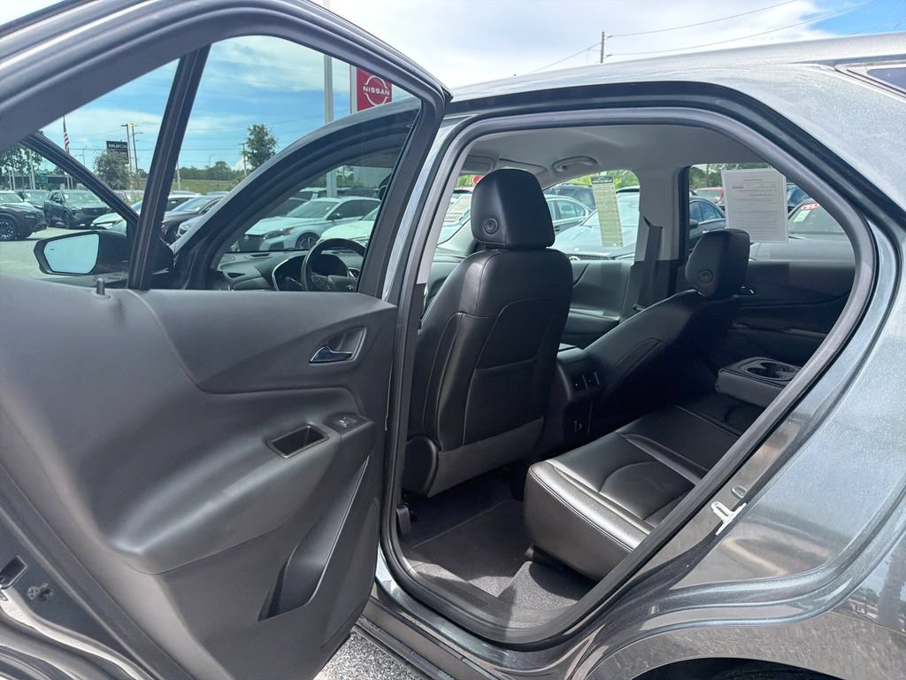 Used 2021 Chevrolet Equinox LT FWD image 24