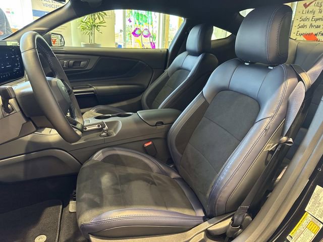 New 2025 Ford Mustang Dark Horse image 19