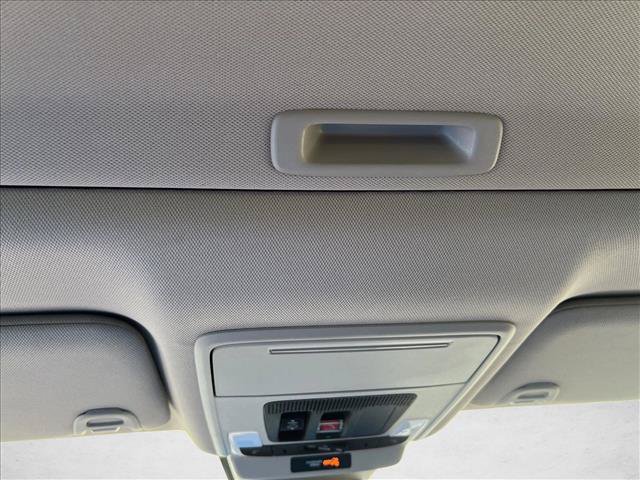 Used 2023 Honda Accord Touring image 13