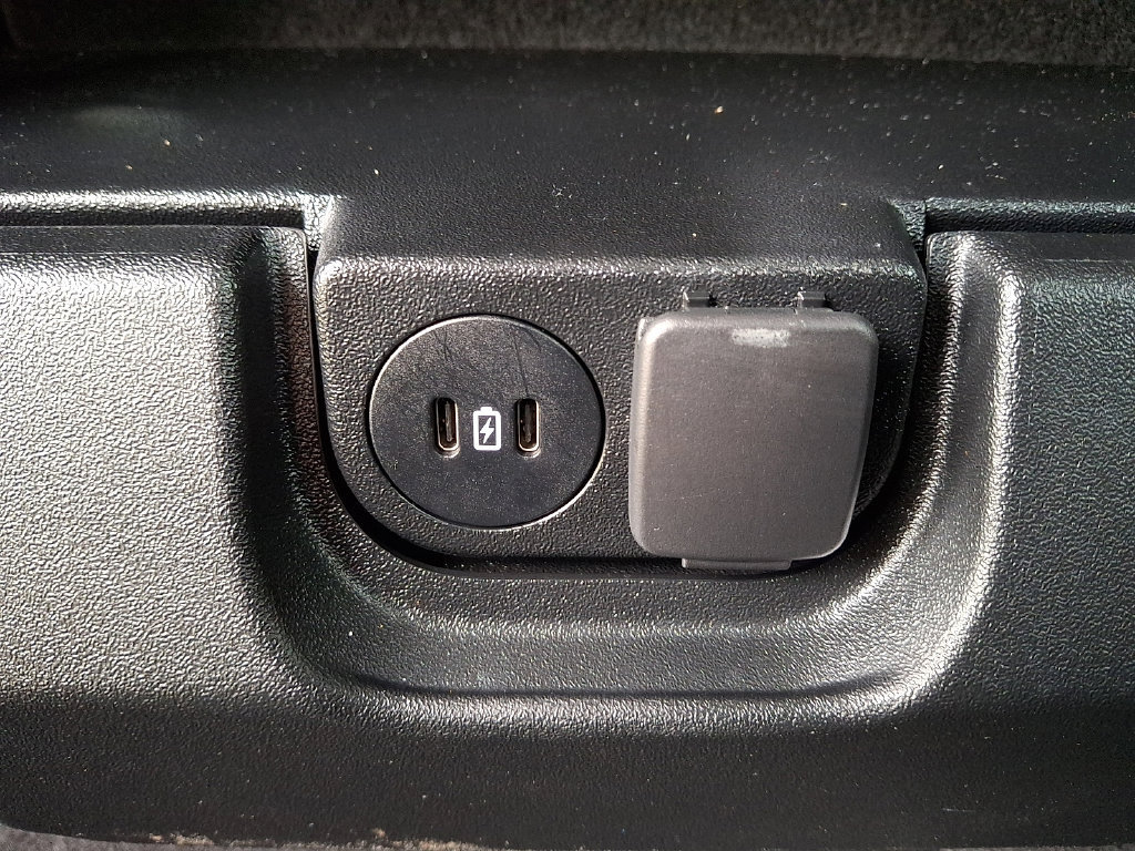 Used 2025 Ford F150 XLT w/ Equipment Group 301A Standard AWD/4WD image 11