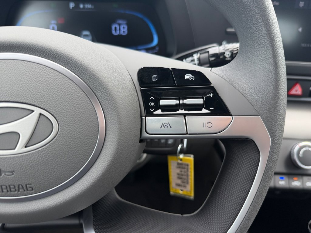 New 2026 Hyundai Elantra SE FWD image 21