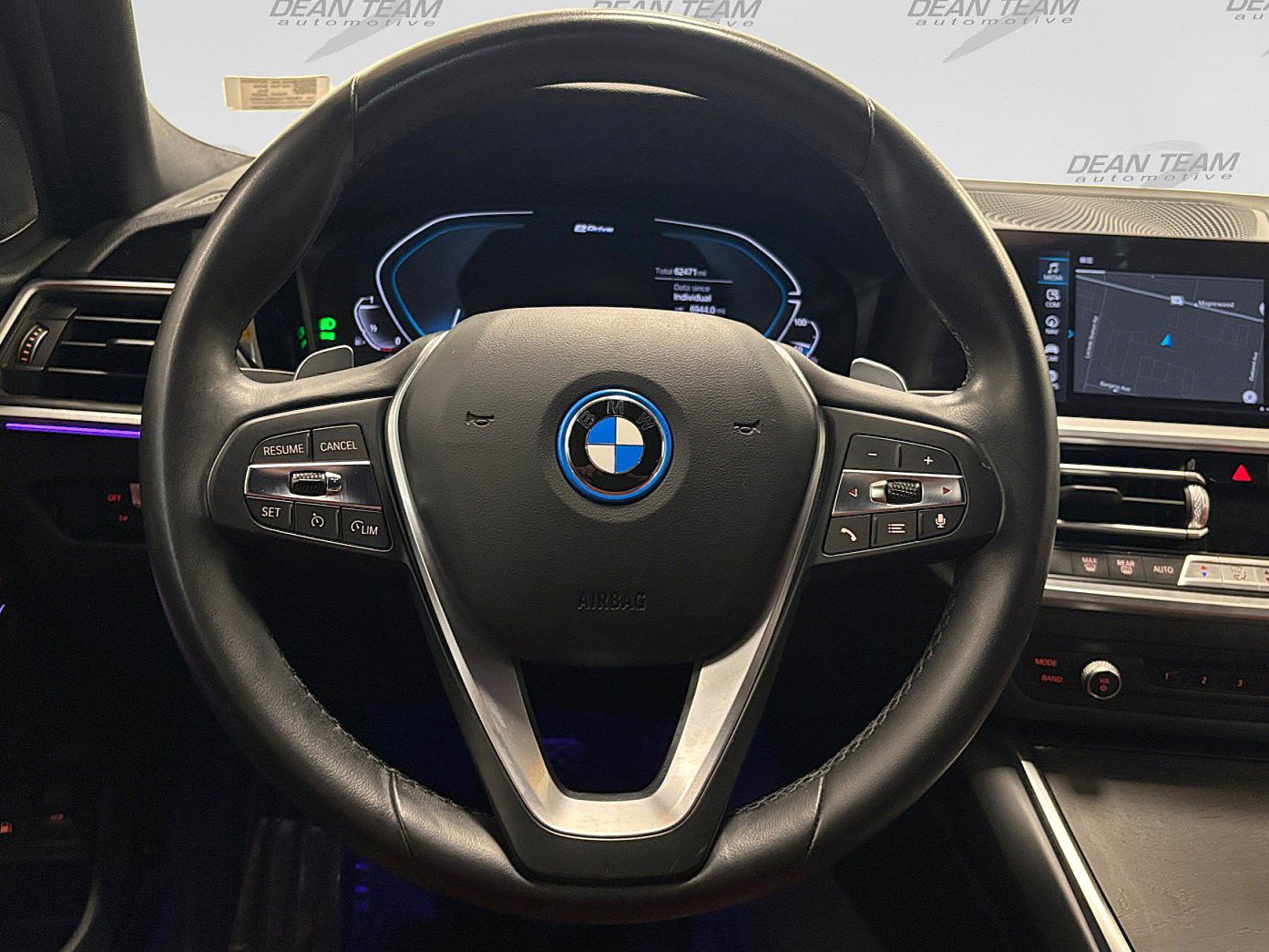 Used 2022 BMW 330e w/ Driving Assistance Package RWD image 36