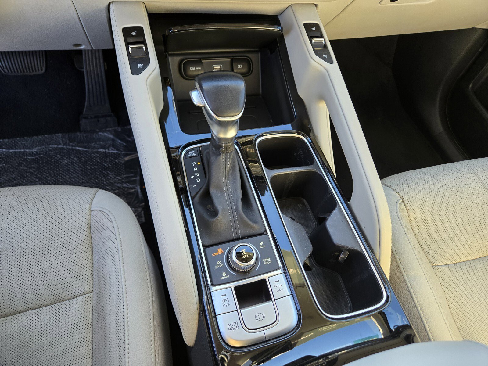 Certified 2022 Kia Telluride EX w/ EX Premium Package image 23