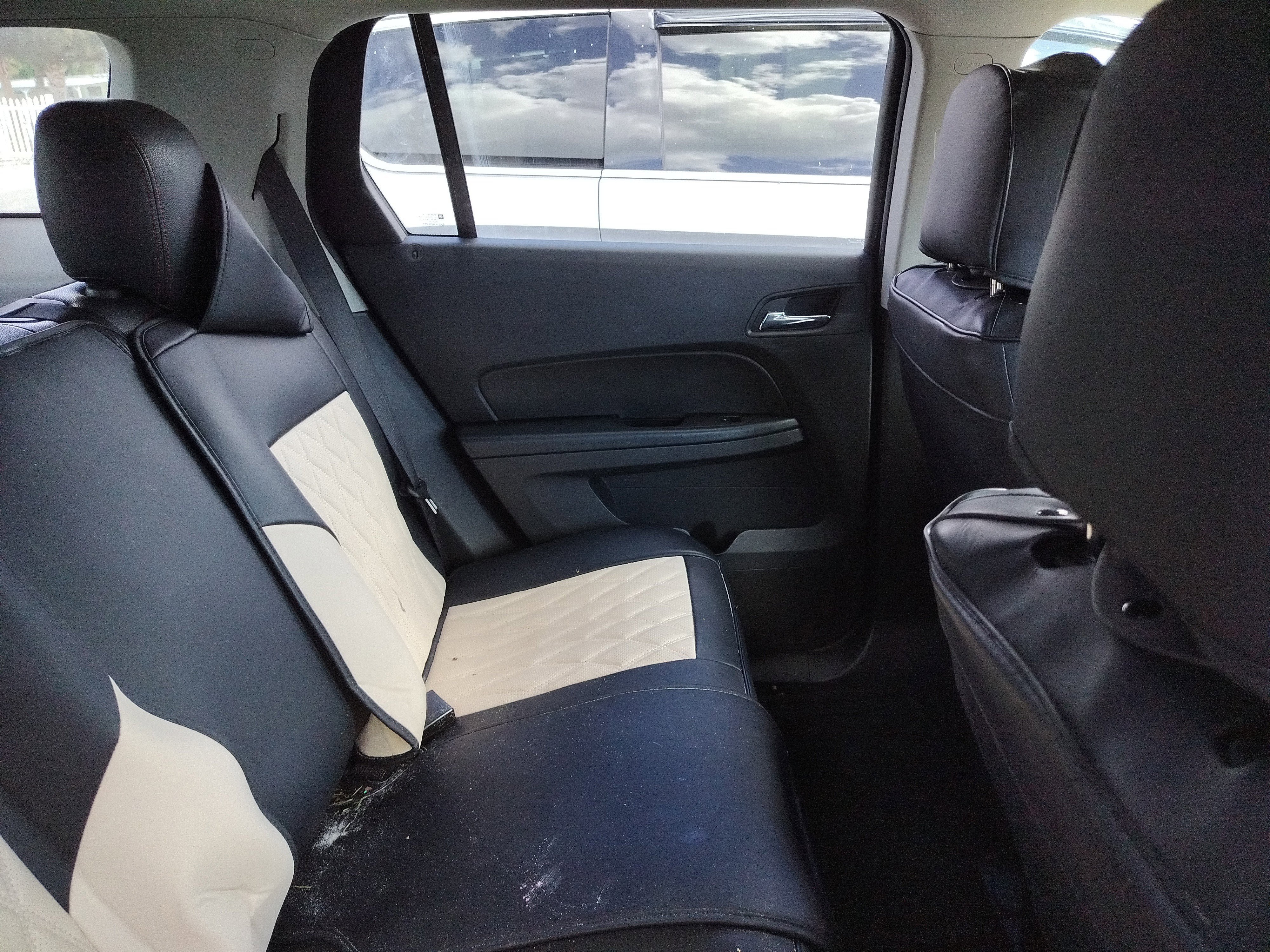 Used 2013 GMC Terrain SLE image 9