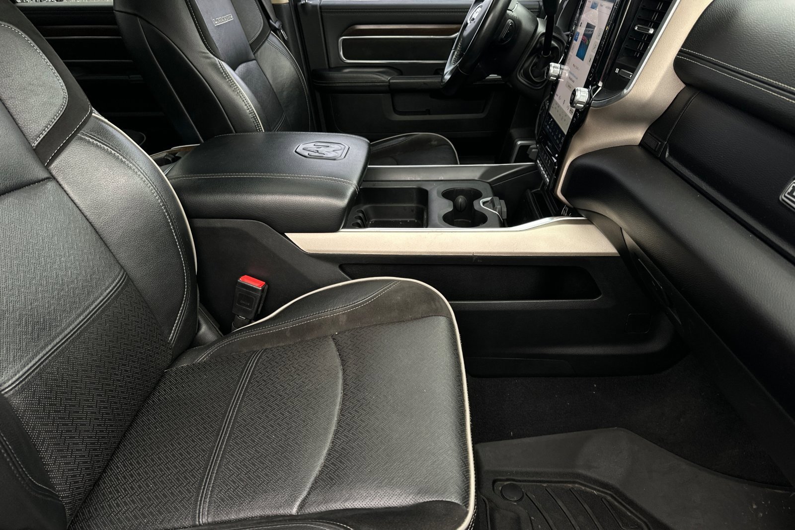 Used 2022 RAM 2500 Laramie image 15