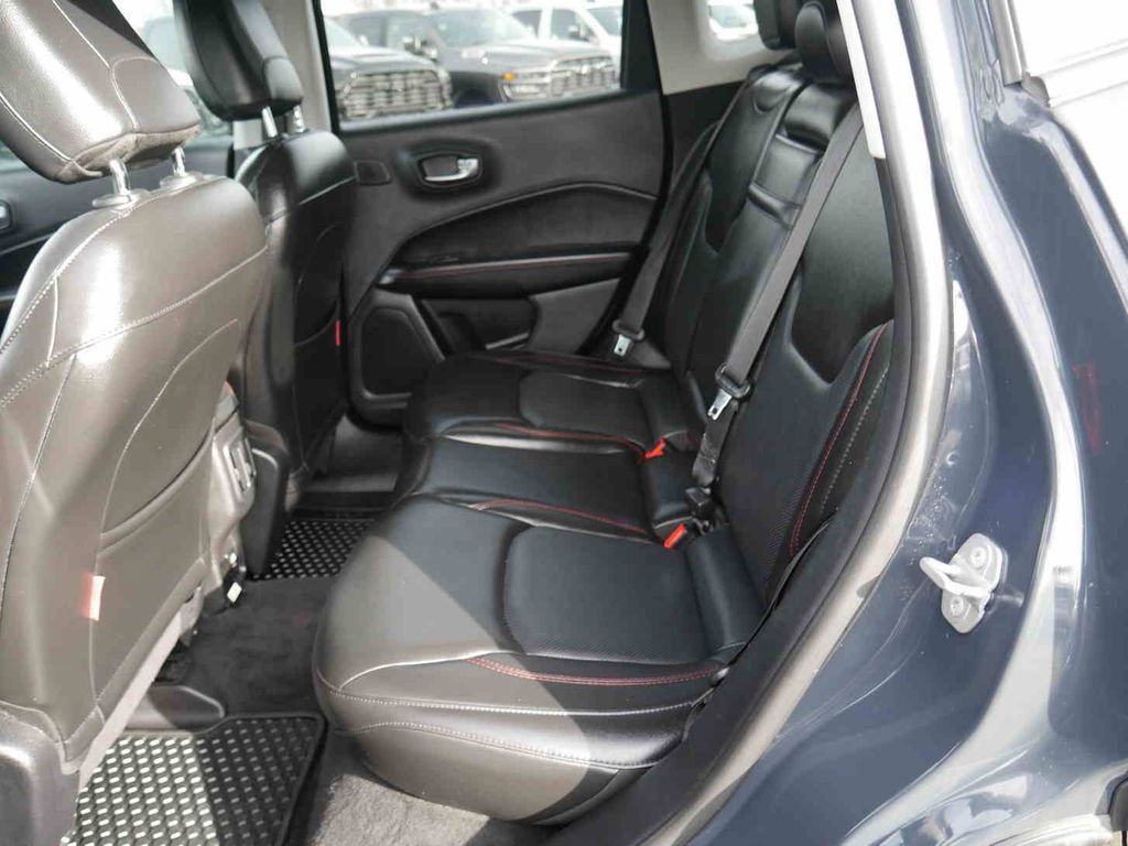 Used 2018 Jeep Compass Trailhawk w/ Leather Interior Group image 16