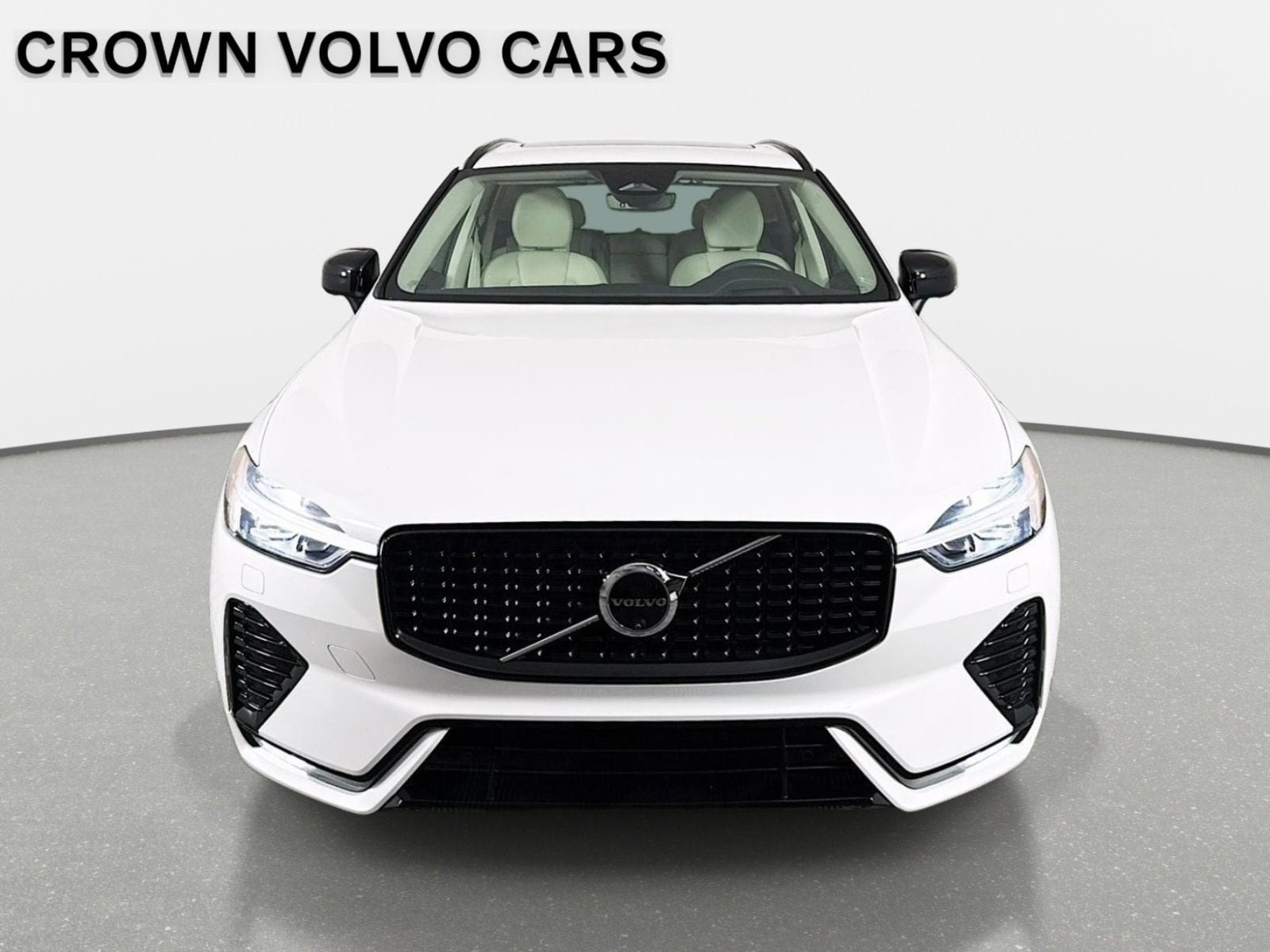 Used 2024 Volvo XC60 B5 Ultimate AWD/4WD image 2