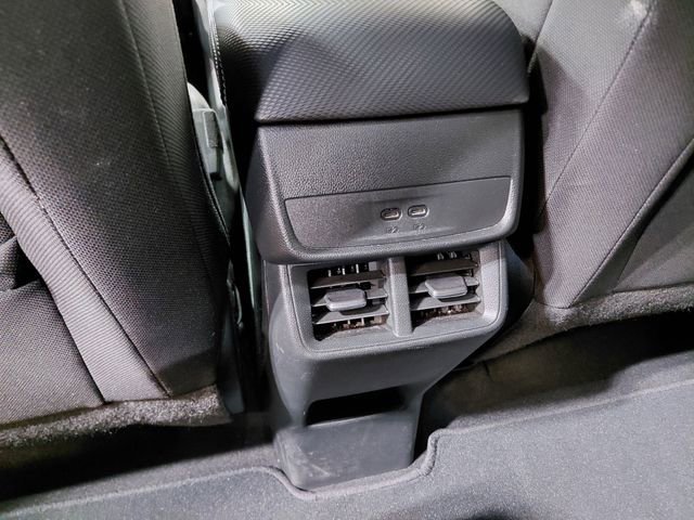 Used 2025 Chevrolet Equinox LT image 35