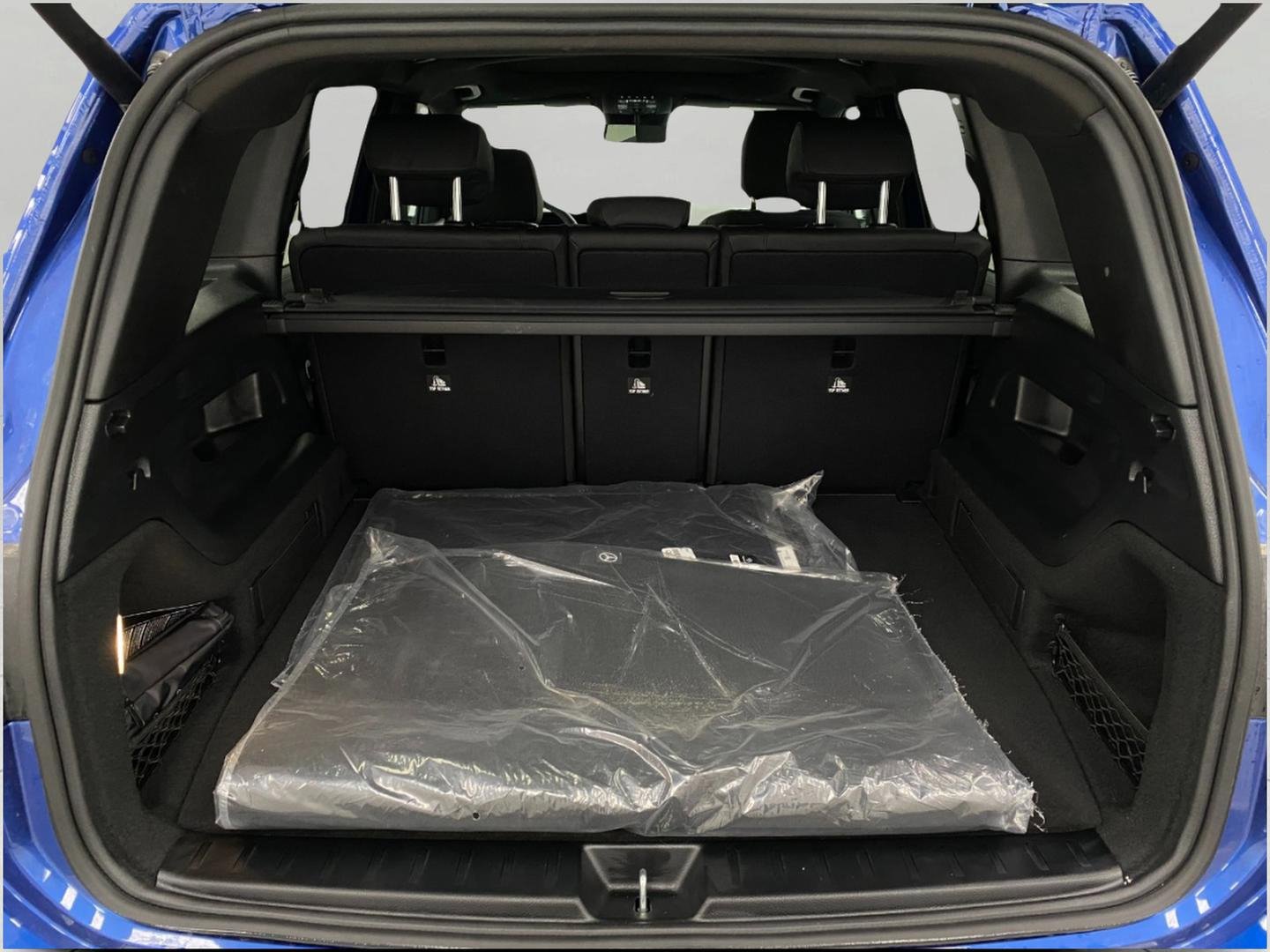 Used 2026 Mercedes-Benz GLB 250 4MATIC image 5