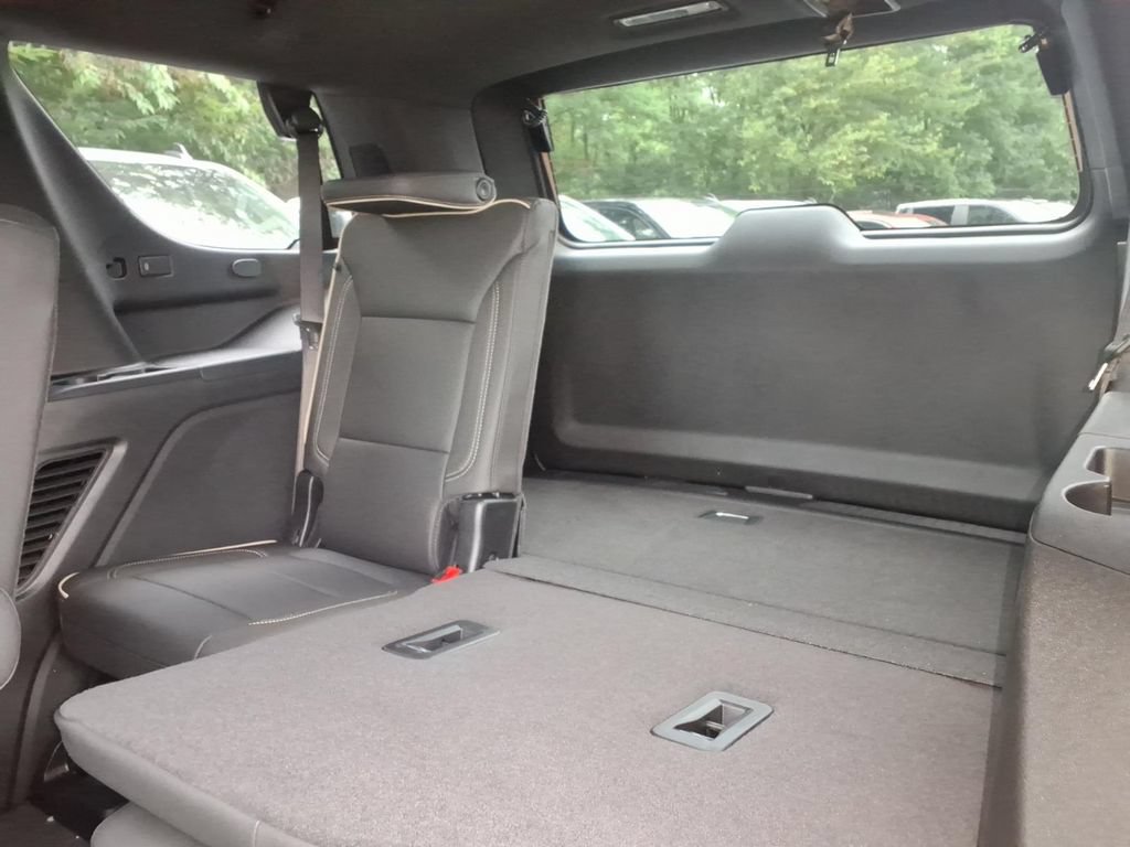 New 2026 Chevrolet Tahoe Premier w/ Sun And Tow Package AWD/4WD image 16