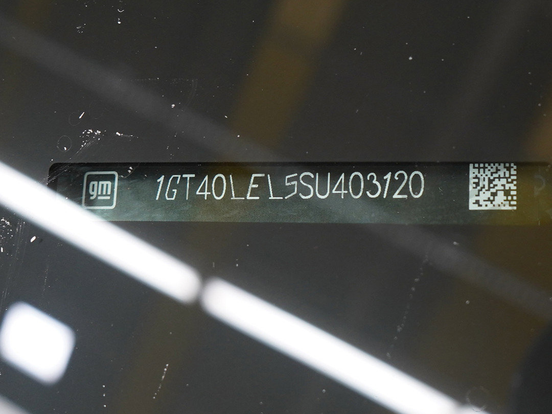 Used 2025 GMC Sierra EV Denali AWD/4WD image 34