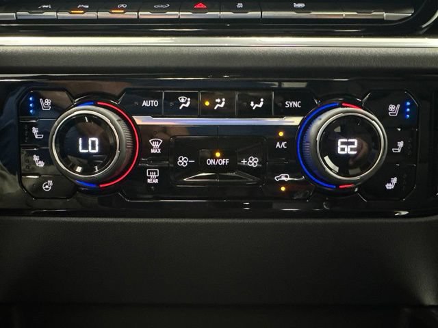 New 2026 Chevrolet Silverado 1500 High Country w/ Technology Package AWD/4WD image 22