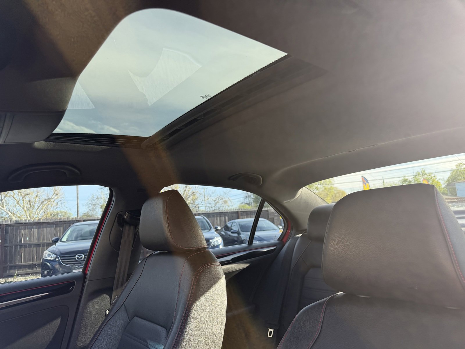 Used 2018 Volkswagen Jetta GLI FWD image 11