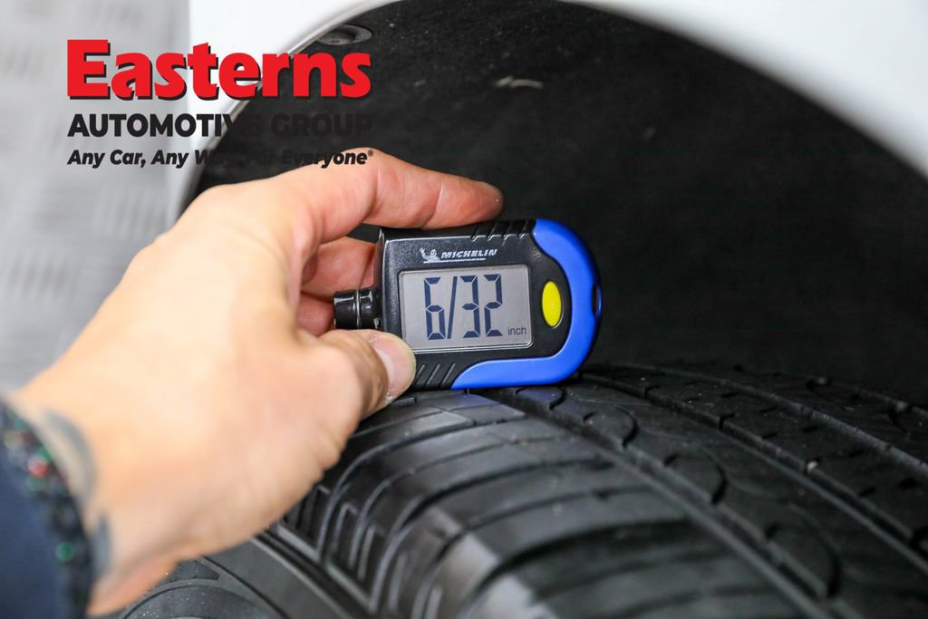 Used 2024 Buick Enclave Premium image 32