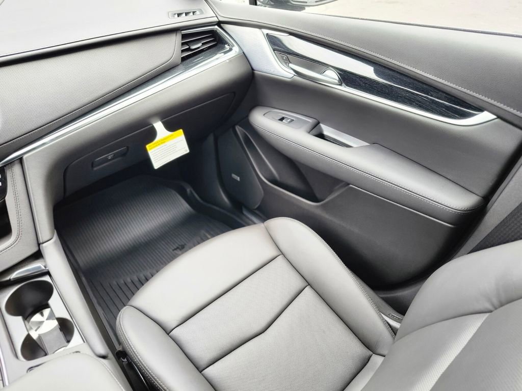 New 2025 Cadillac XT5 Premium Luxury w/ Technology Package image 13