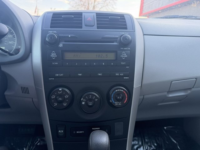 Used 2009 Toyota Corolla LE FWD image 18