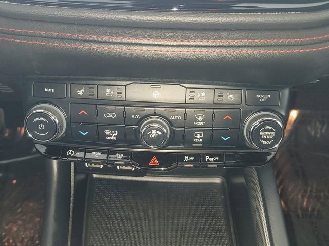 Used 2024 Dodge Durango GT image 23