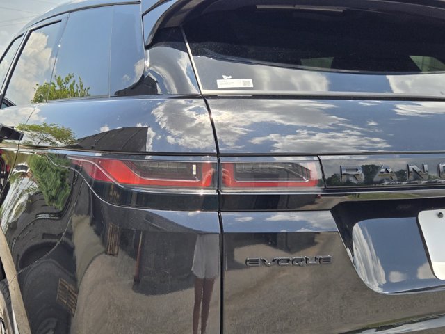 Used 2023 Land Rover Range Rover Evoque R-Dynamic SE AWD/4WD image 12